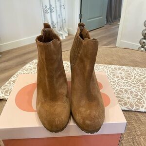 Gianni Bini Brown Suede Ankle Boots
